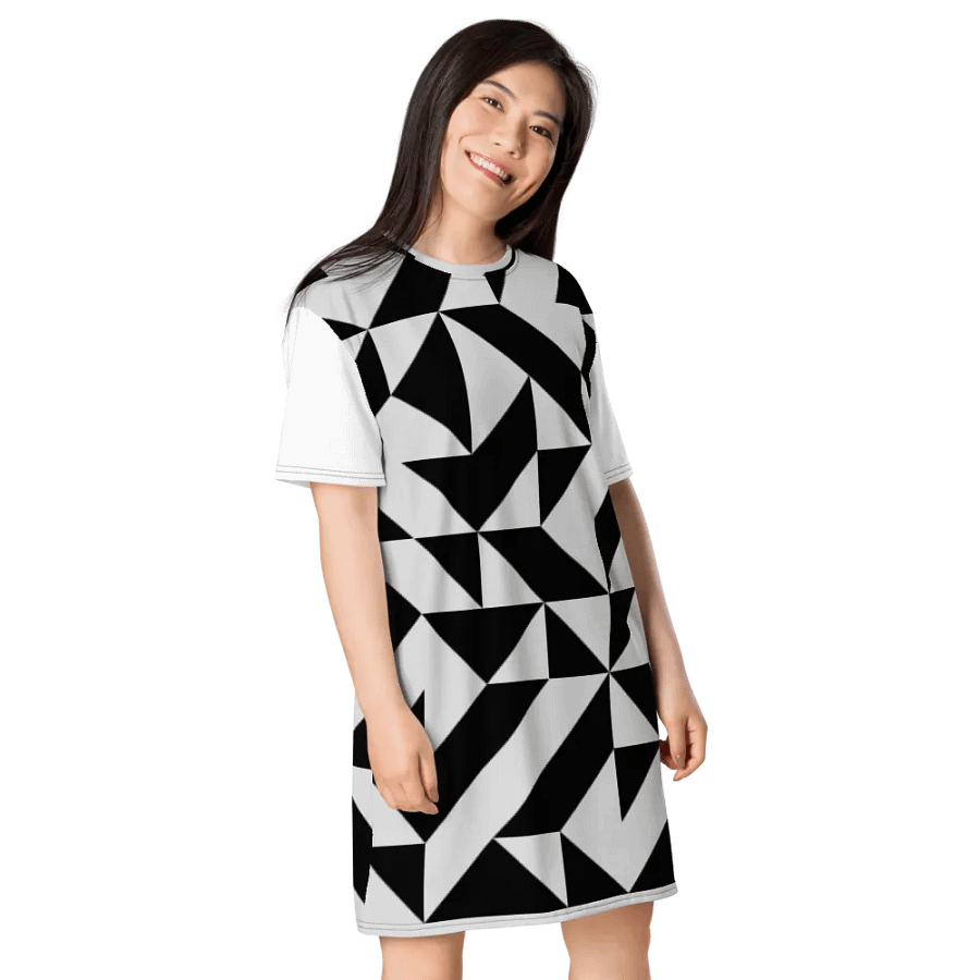 Abstract Geometric Fusion T-Shirt Dress product image (6)