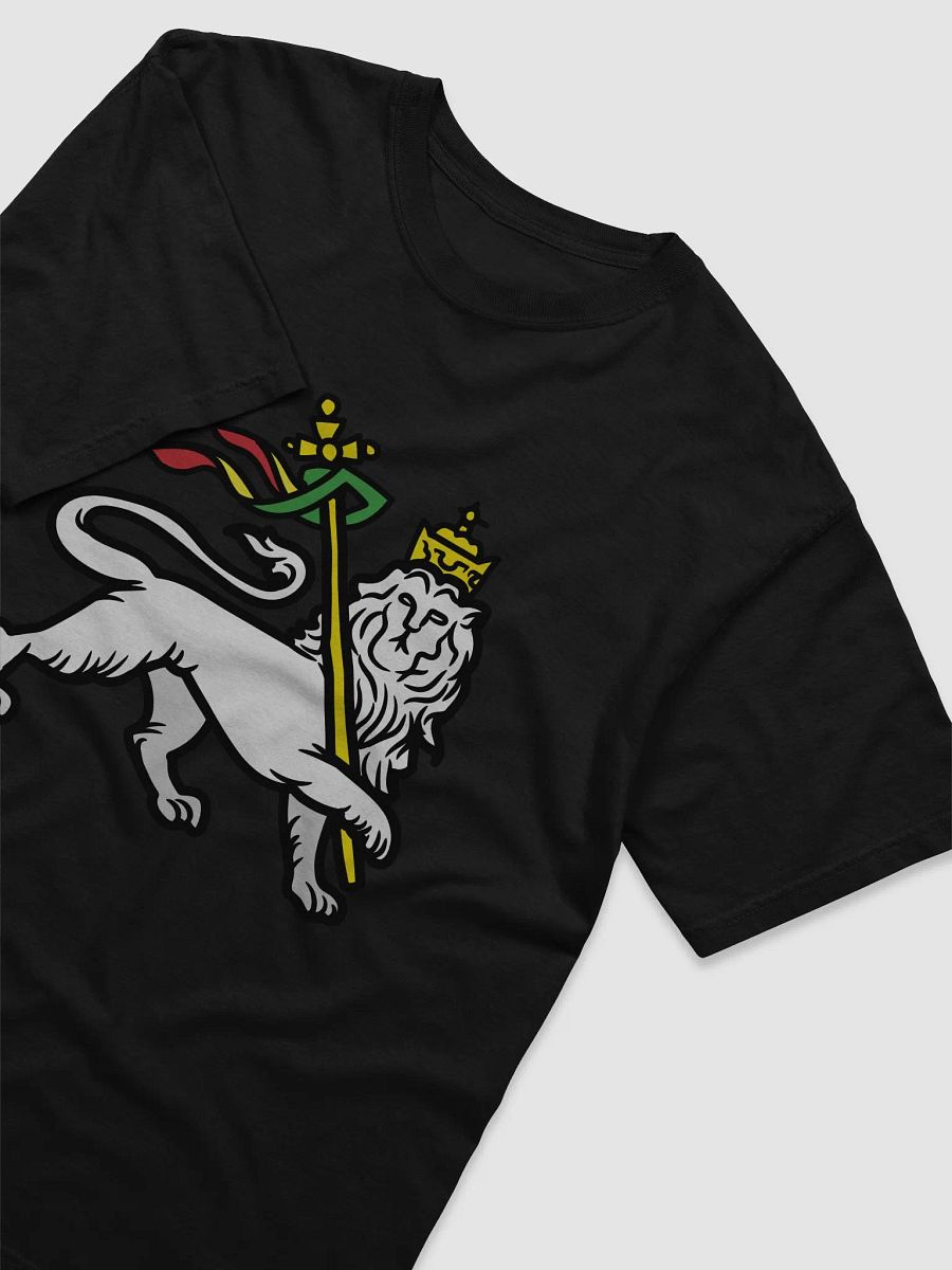 Royal Lion King Crowned T-Shirt product image (19)