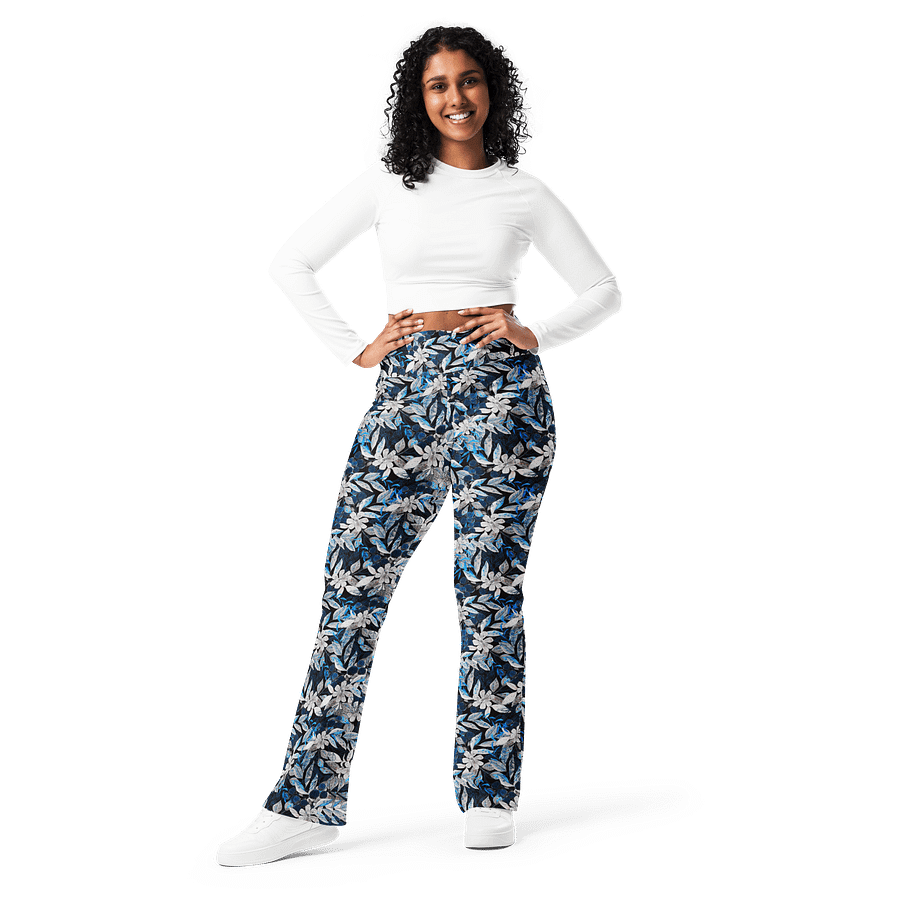 Blue White Garden Flare Leggings product image (9)
