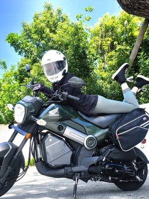 #motorcyclelav #motorcyclegirl #motorcycle #bikersoftiktok #hondanavi #biketok 