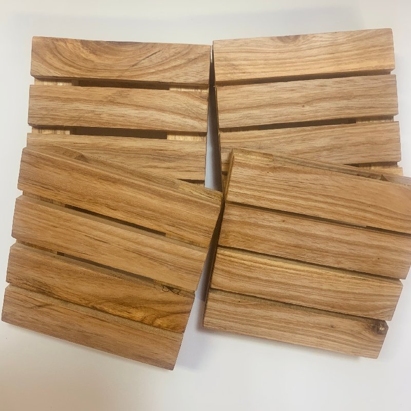 Set of 4 wooden pallet coasters (Version 1) product image (2)