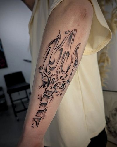 fReEhAnD tRiDeNt

for my bruvah @jjwharton47 🔱

#poseidon #trident #tridenttattoo #poseidontattoo #godofthesea #tattoo #ink #...