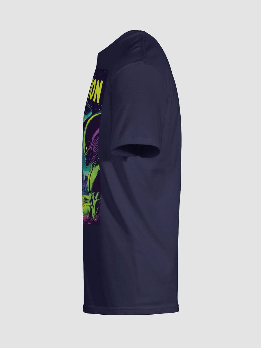 1970s Sci-Fi Comic T-Shirt – Retro Alien Abduction Art product image (52)