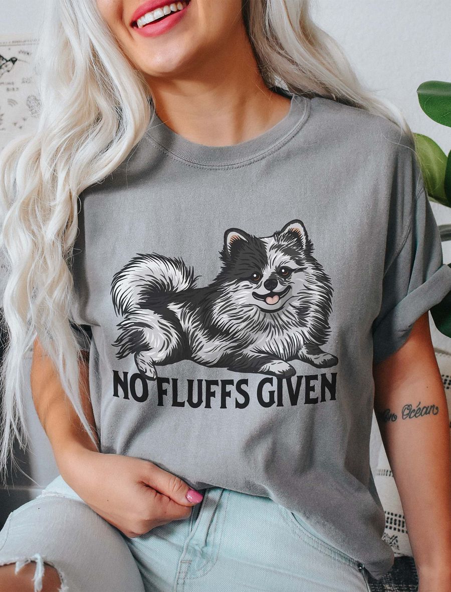 No Fluffs Given T-Shirt of a Pomeranian(Blue Merle) | Funny T-Shirt for Pomeranian Paw-rents product image (15)