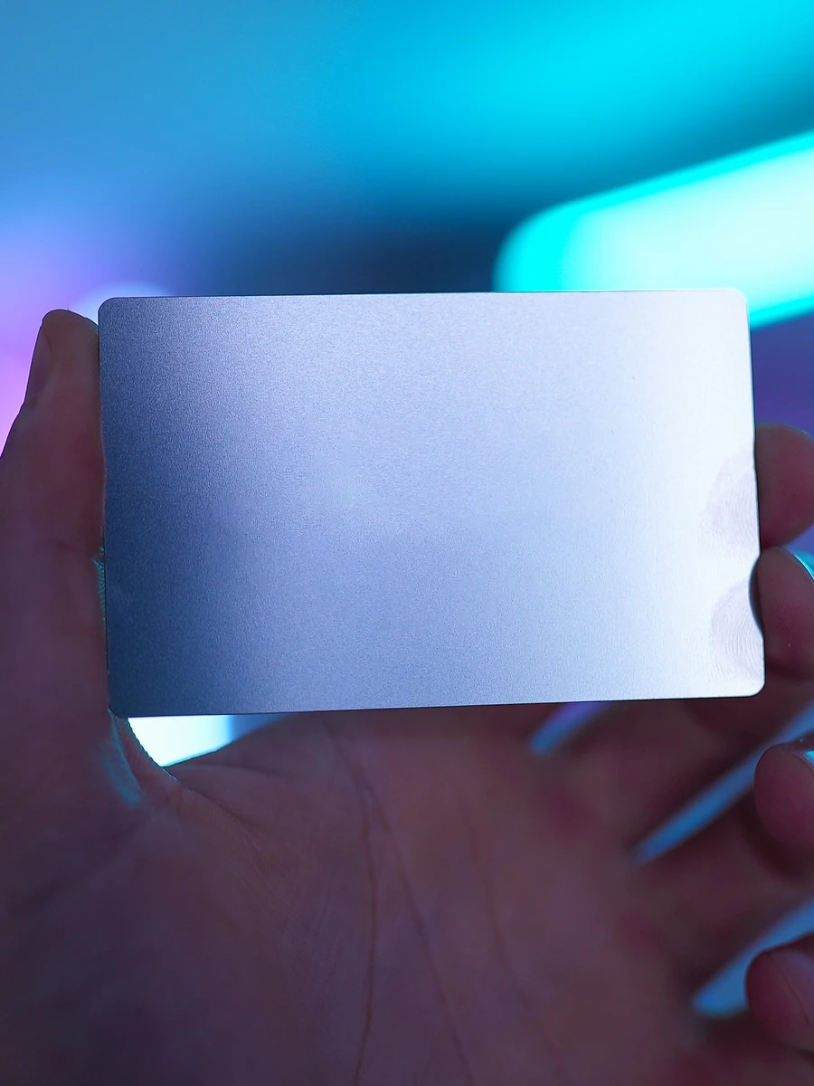 Silver V-Card product image (2)