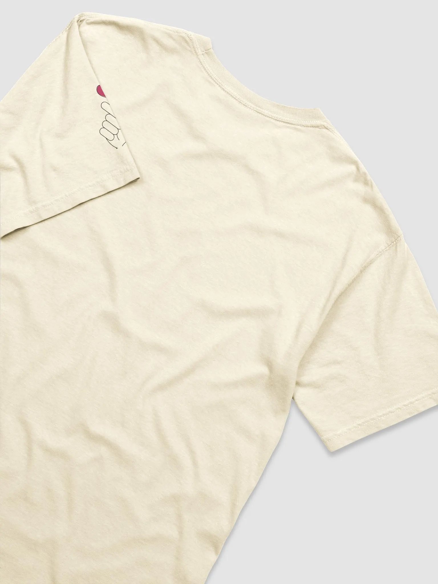Remera Hombre "Love is in the K-Drama" product image (4)