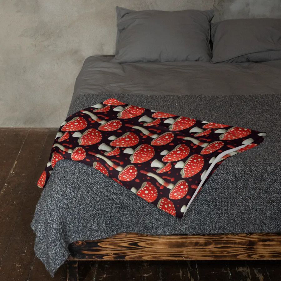 Magical Fly Agaric Mushroom Fluffy Blanket Throw product image (3)