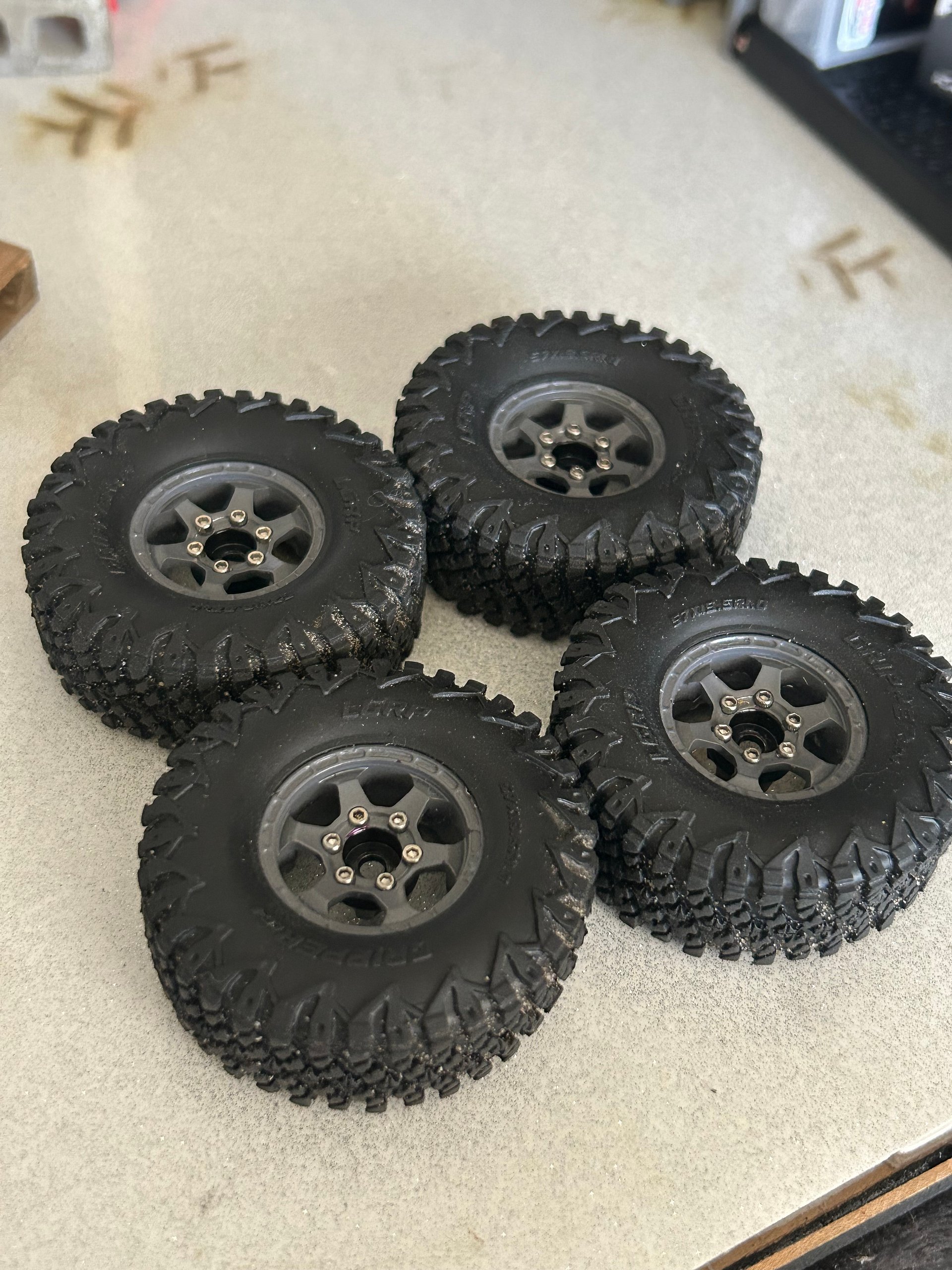 Treal wheels with lgrp tires product image (2)