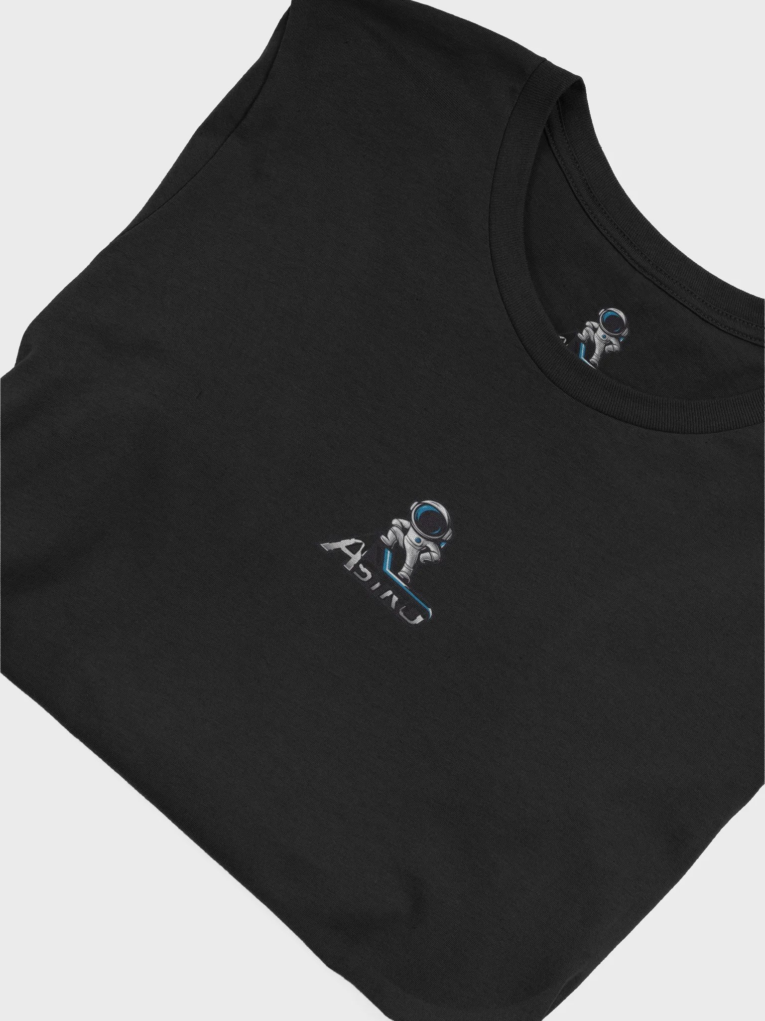 Astro Astronaut Helmet Graphic Unisex T-Shirt - Space-Inspired Design product image (7)