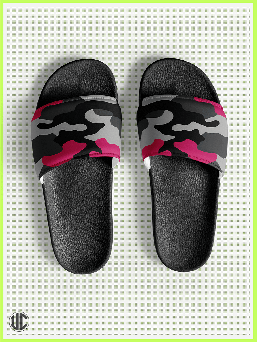 UnkoCon – Savage Pink Camo Women’s Slides product image (1)