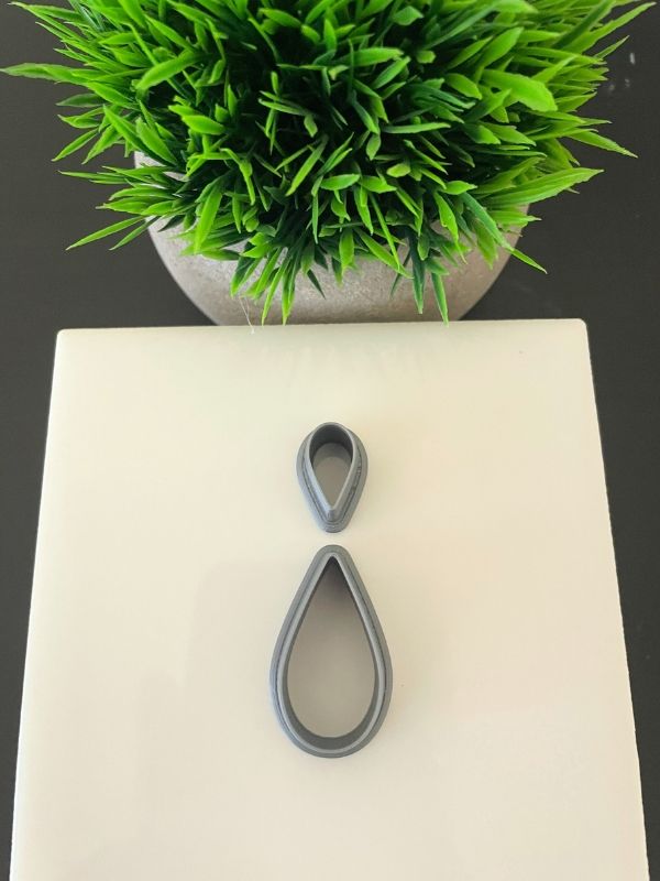 Teardrop Clay Cutter - 2 Piece Set product image (1)