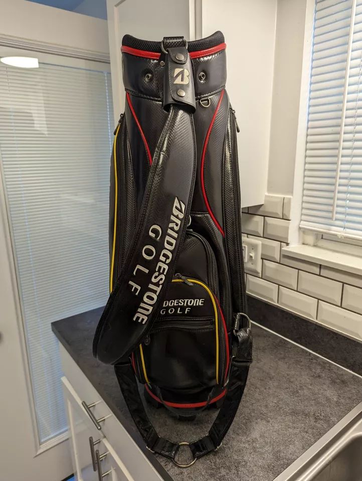 BRIDGESTONE GOLF B330 J715 Black/Red/Yellow Staff Golf Bag ⛳ Raincover Included product image (3)