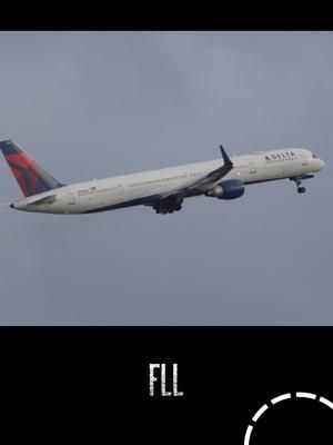Boeing 757 Taking off at Fort Lauderdale-Hollywood Int'l Airport #boeing #boeing757 #boeinglovers #aviation #aviationlovers #aviationlife #plane #planespotting #planespotter #airplane #airplanespotting #airplanespotter