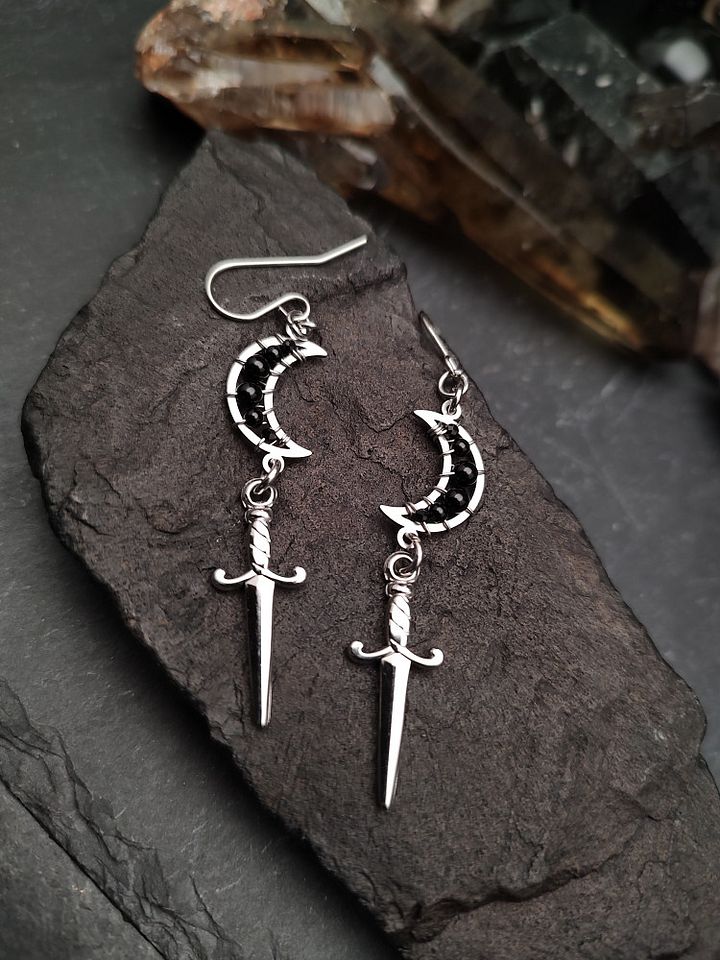 Earrings Swords - Onyx Moon Daggers product image (1)