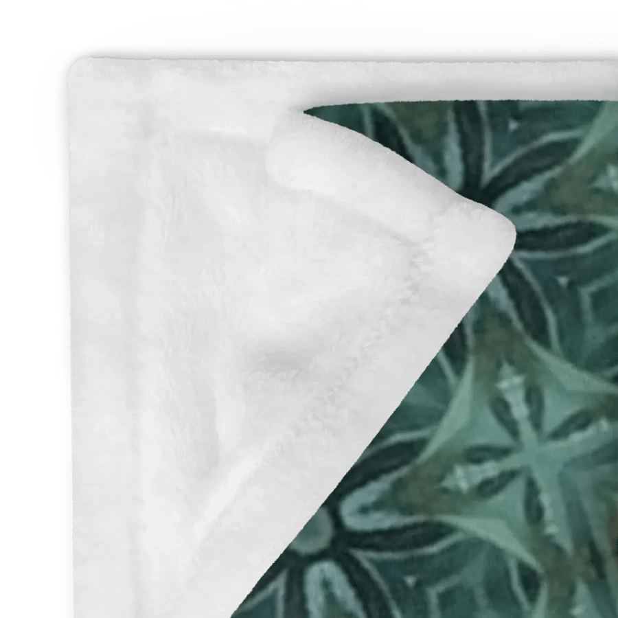 "Diagonal Floral Seamless Patterned Throw Blanket product image (12)