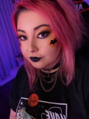 Spooky Make-up look done on stream! Thankyou to @Clopez9000 for finding me a design for inspiration! has a lot of fun doing this and I LOVE how it turned out! #makeup #halloweenmakeup #halloween #streamer #mentalhealthadvocate #girlgamer #contentcreator #borderlinepersonalitydisorder #mentalhealth #bpdawareness #bpdtiktok #adhdawareness #mentalhealthawareness #mebtalhealthmatters #contentcreatorsoftiktok #gamergirl 