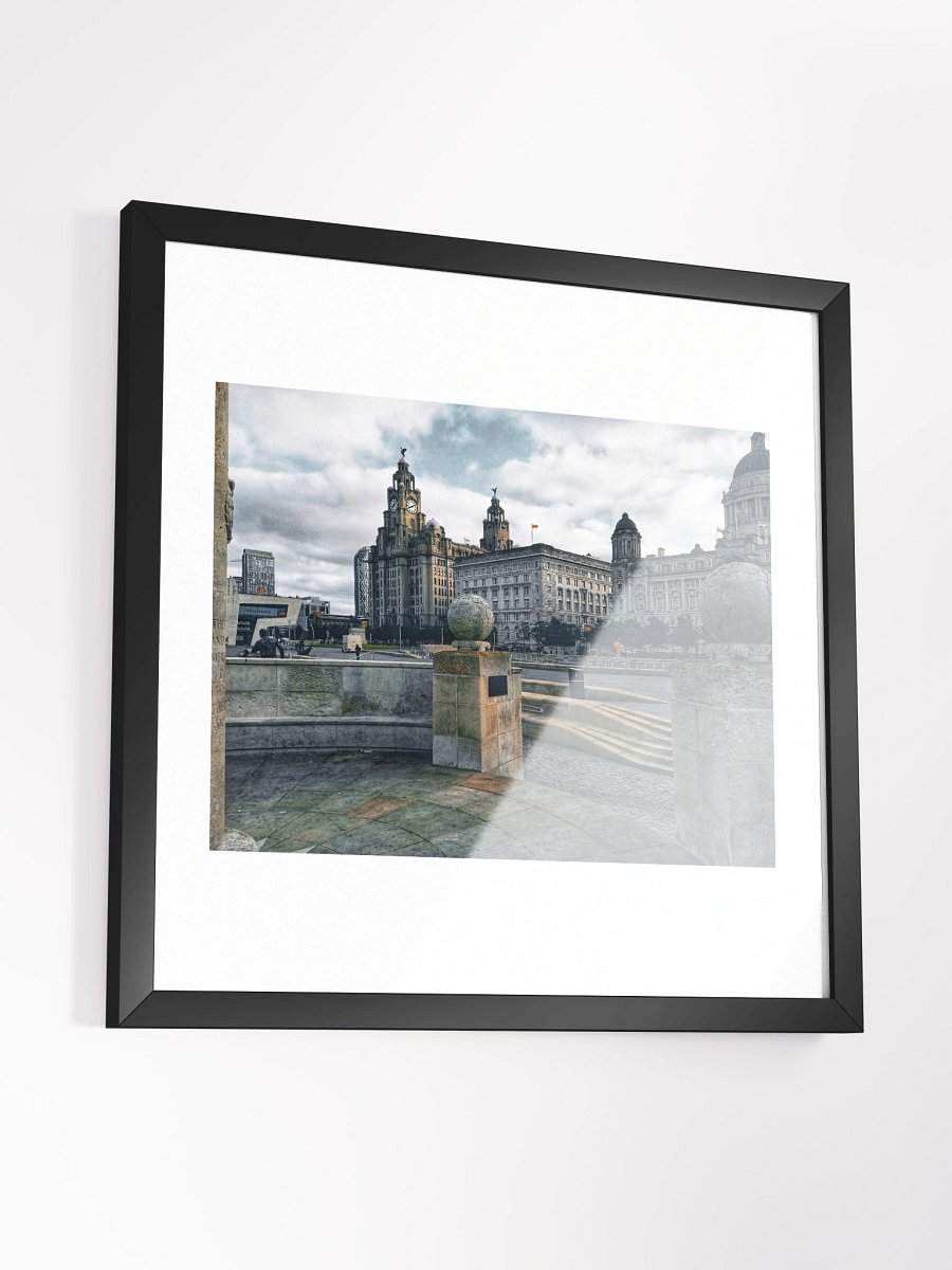 The Liver Building - Liverpool product image (3)