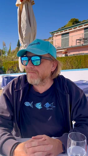 Fish 🐠 T-shirt 
Coming soon to e-shop…
 
#fishtshirt #fishermen #fishmotif🐟 #kissedbythesun #rivieradeifiori #organiccotton #...