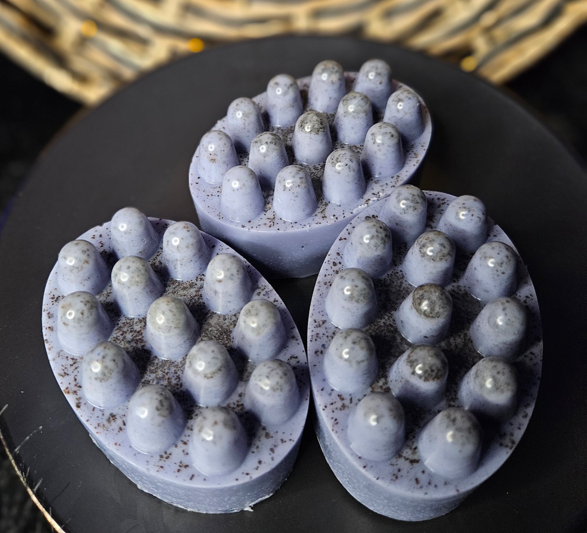 Spirulina & Bladderwrack Shampoo Bar product image (2)