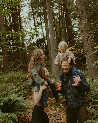 Thankful. 🍁🍂

Happy Thanksgiving from our little crew to you and yours. 

Feeling oh so grateful today and every day for thes...
