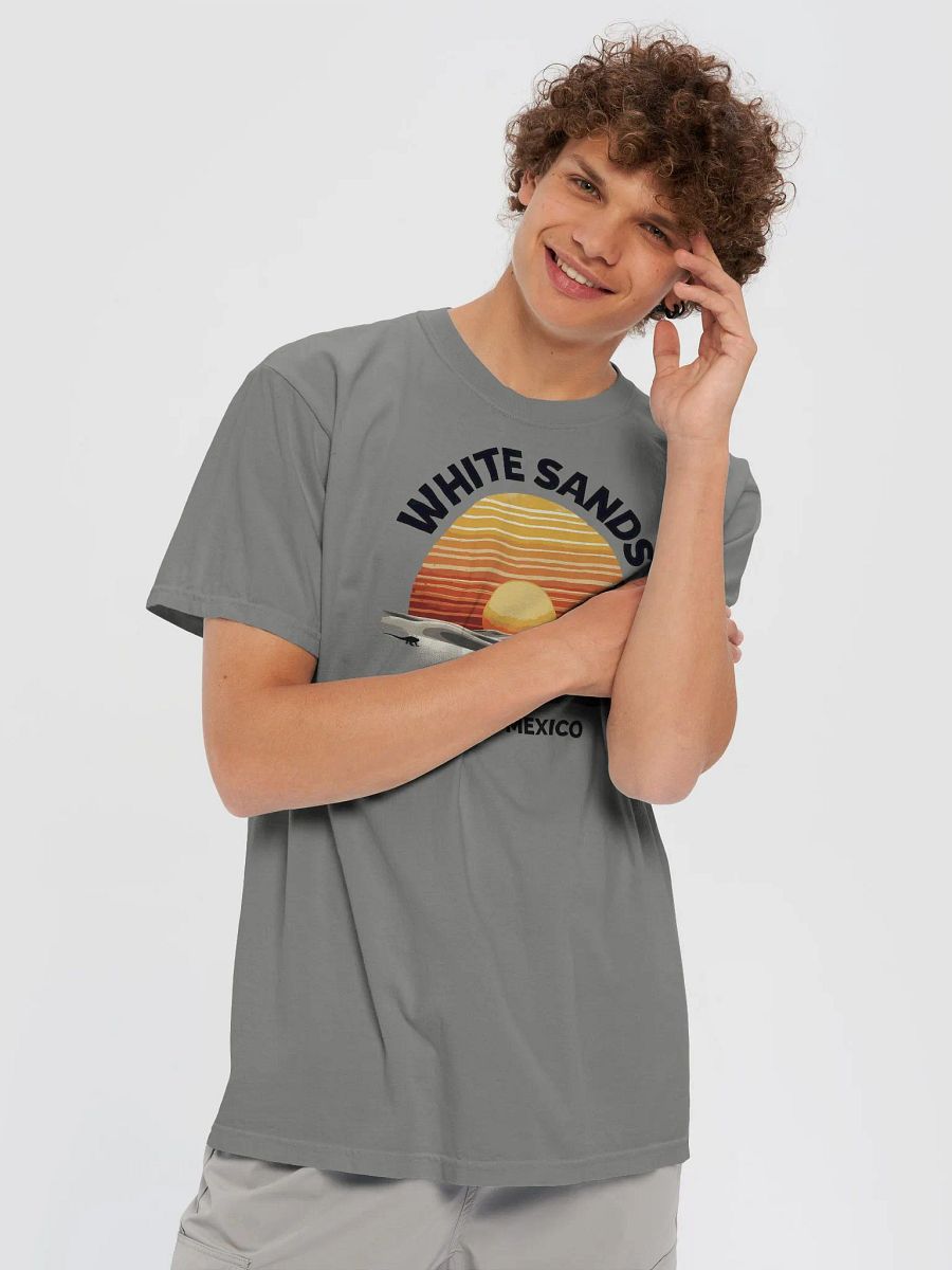 Sunset Lizard Graphic Tee product image (15)