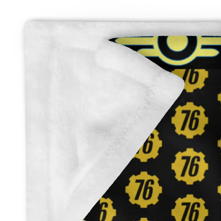 Vault Tec Vault 76 Welcome Throw product image (24)