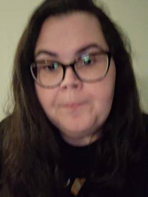 How do I get confidence to make content being an old fat cornbread sounding witch? Insanity, honey. Don't care. Not a lick. Be your own best friend. #comedy #fyp #tips 
