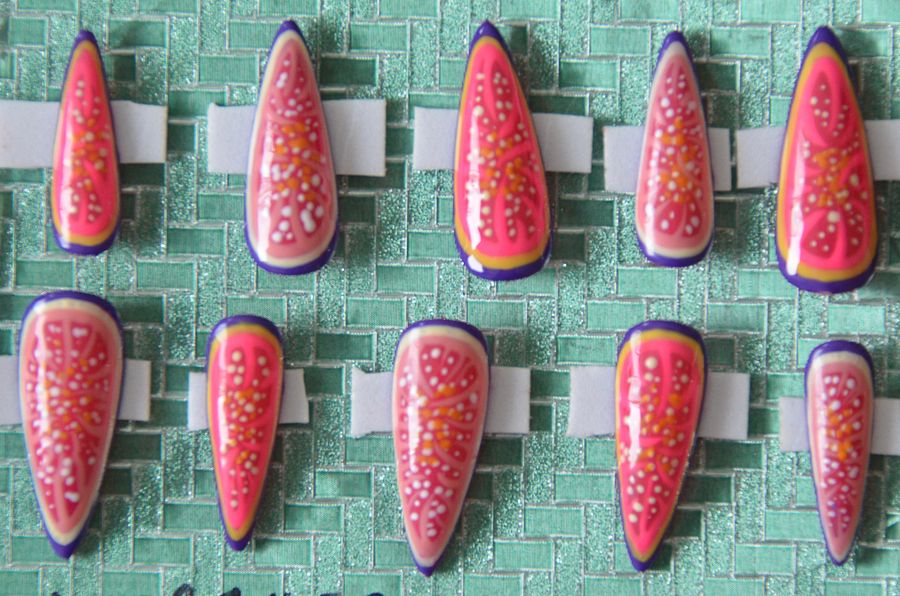 Fruitful Fig Press On Nails product image (1)