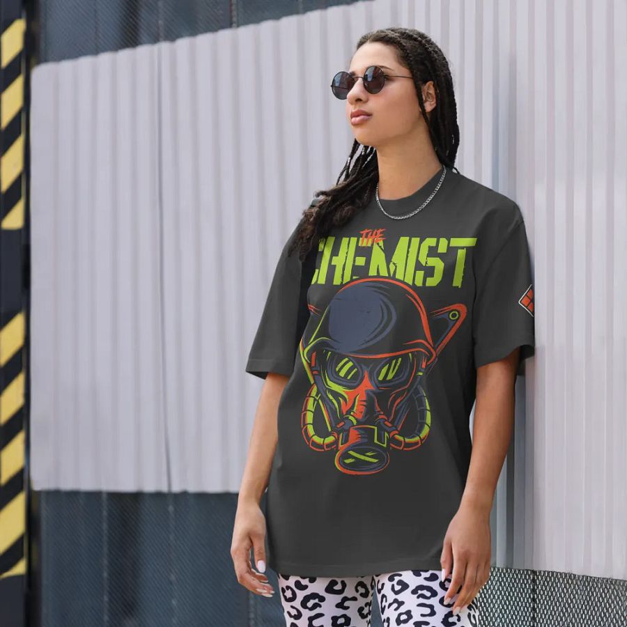 Oversized THE CHEMIST Tee product image (8)