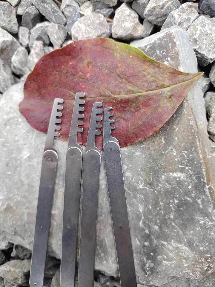 Comb Picks product image (1)