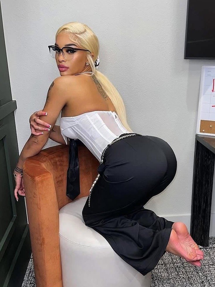 Beautiful Freak Eats Meat product image (12)