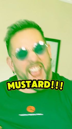Don’t forget the…
🌭🌭🌭
Crazy how 1 word gets my hype!
#kendrick #kendricklamar #mustard #tvoff