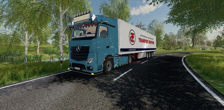 [FS22] J.B Freight Group Mercedes MP5 product image (1)
