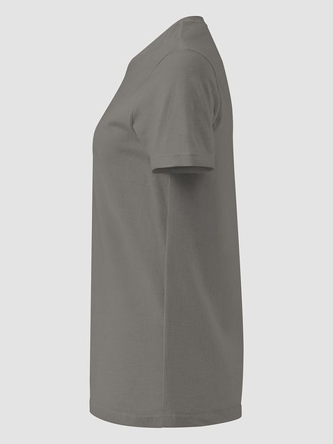 Photo showing Gildan Women's Basic Softstyle T-Shirt 