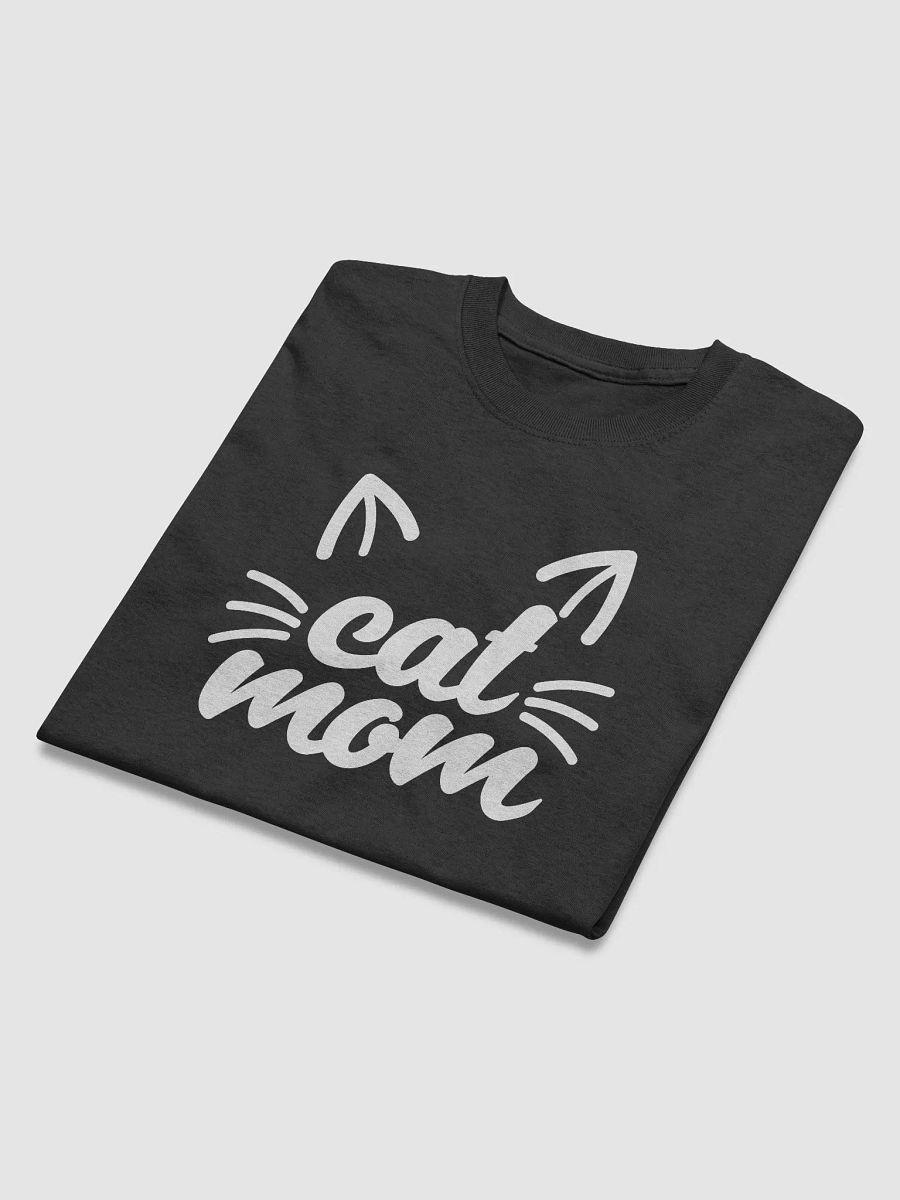 Cat Mom Graphic Tee – A Must-Have for Pet Parents product image (4)