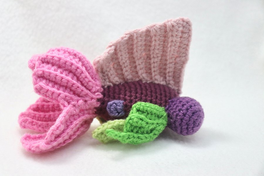 Lavender Fields Goldfish product image (3)