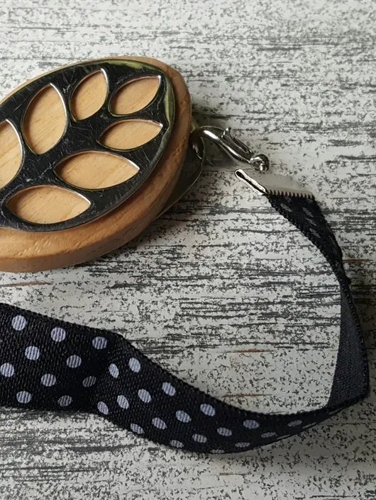 Black Dot Elastic Bracelet | Handmade Accessory for Bellabeat Leaf Urban & Ivy product image (2)