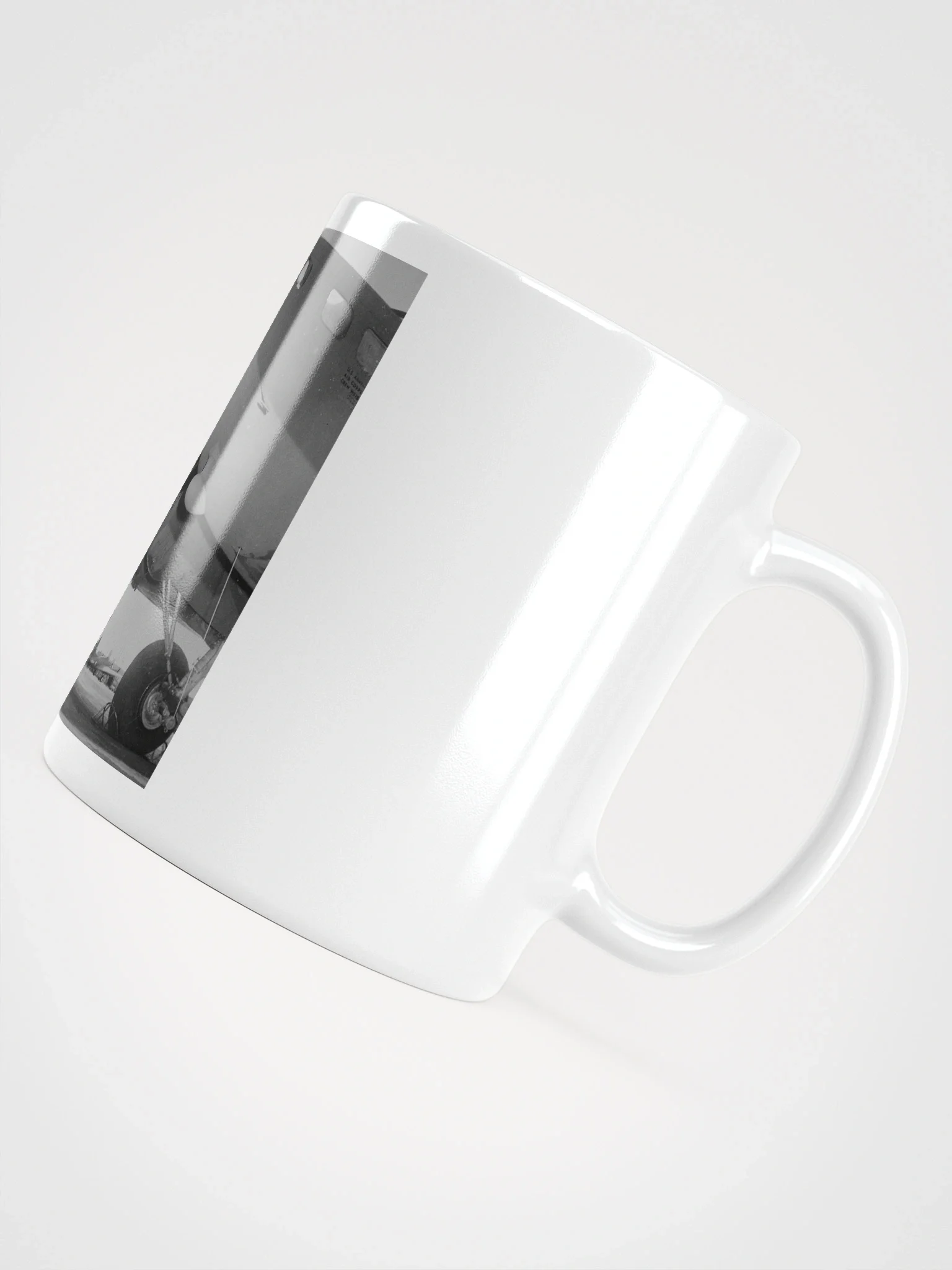 Flying Fortress (mug) product image (9)