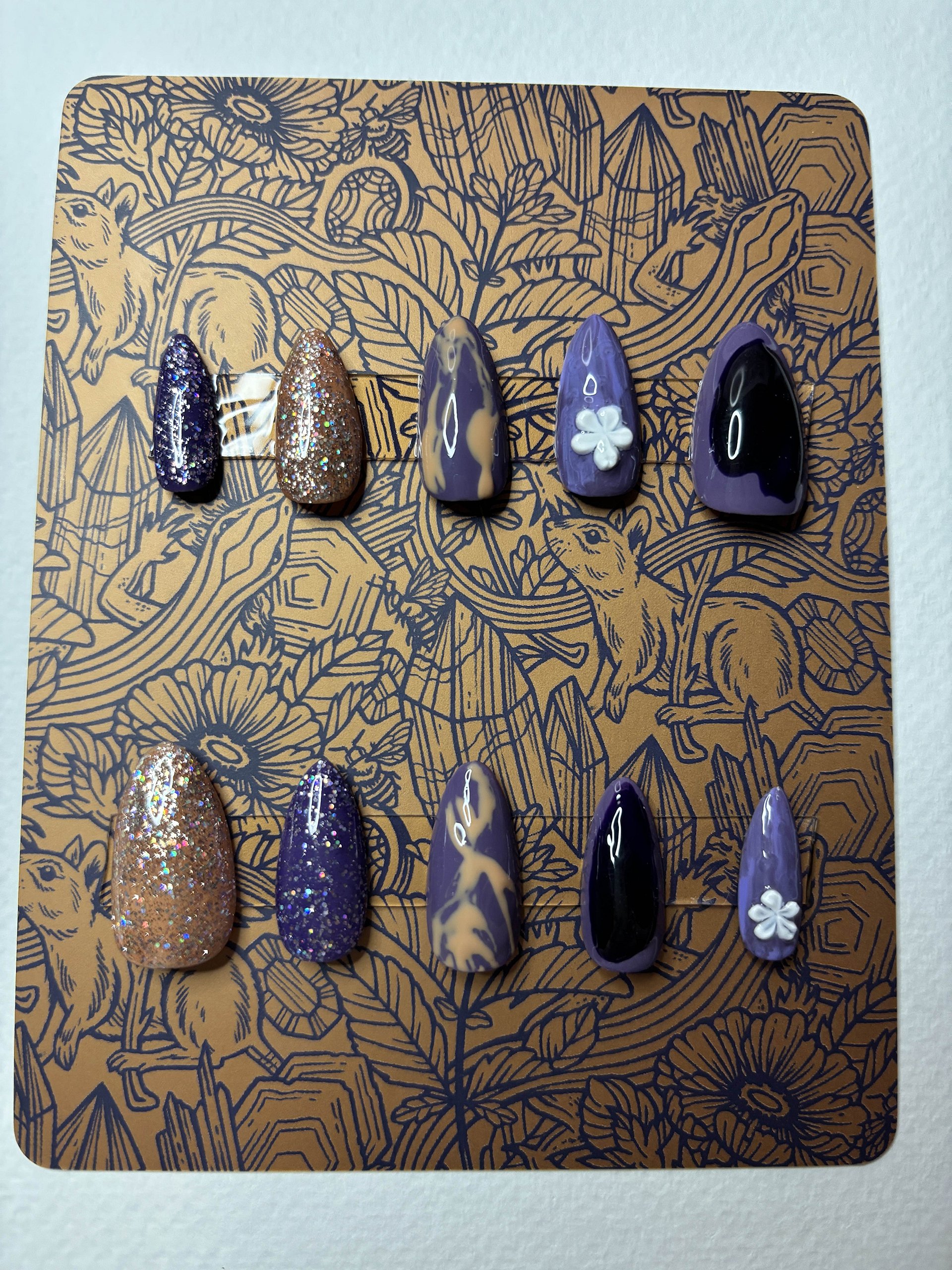 Handpainted 'Peanut Butter and Grape Jelly' Press On Nails product image (1)