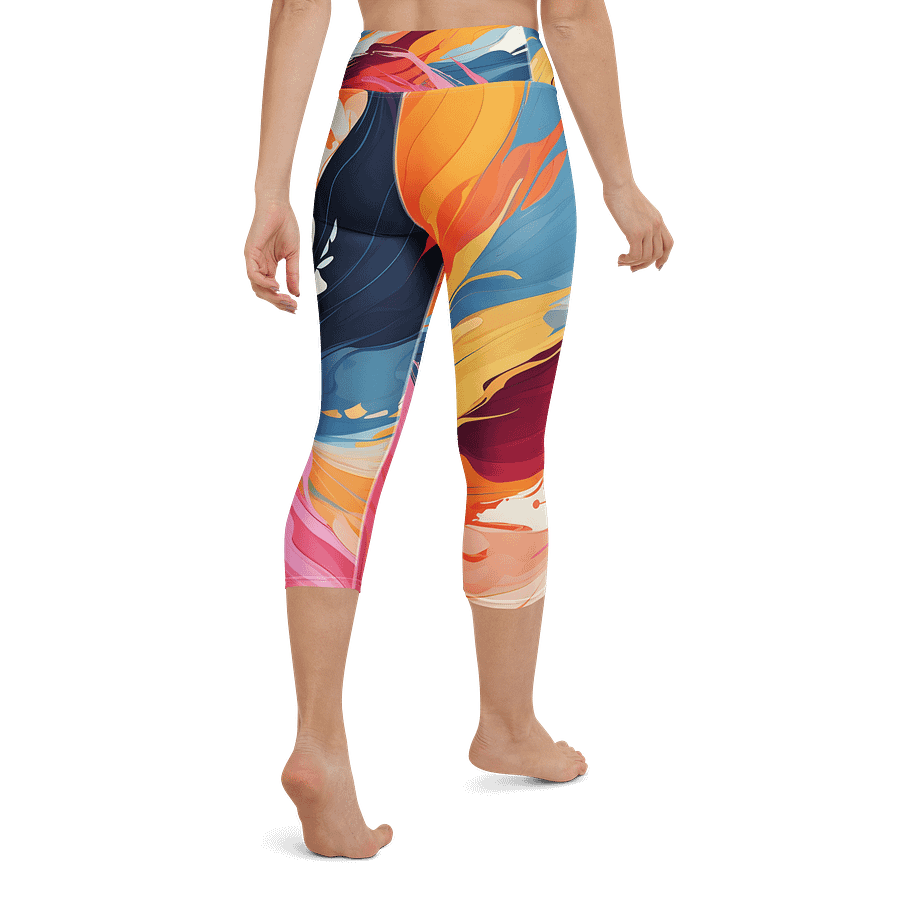 Abstract Print Workout Capri Leggings product image (3)