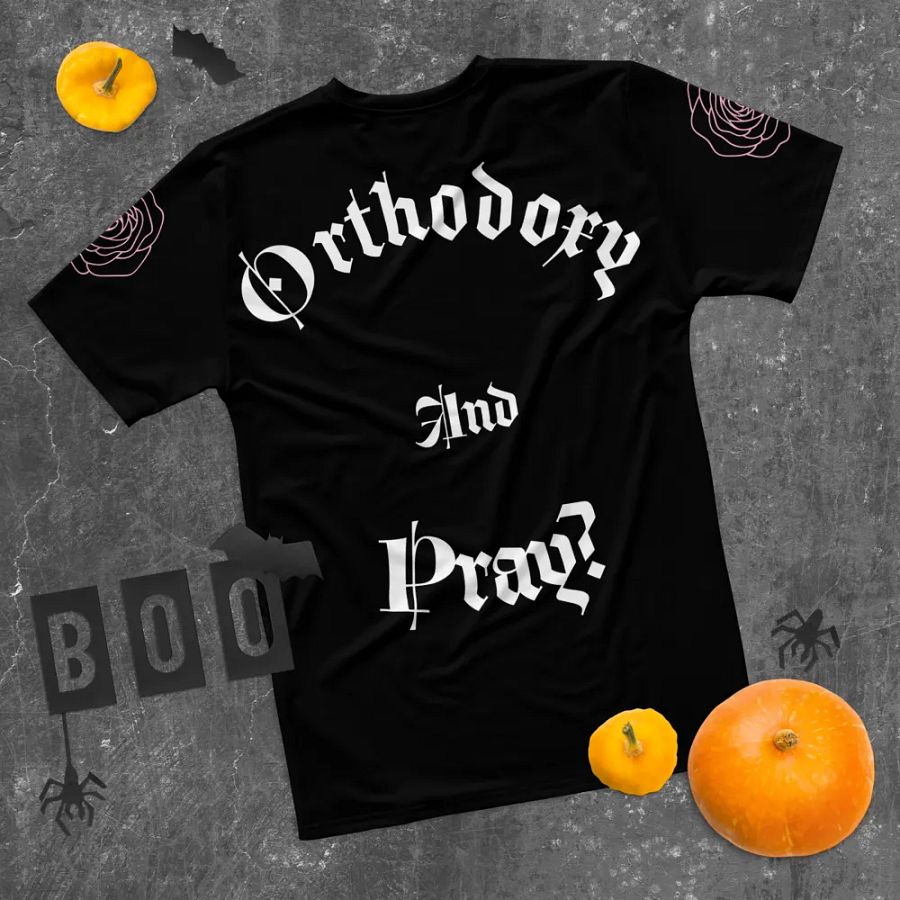 Entwined Eternity Skeleton T-Shirt product image (10)