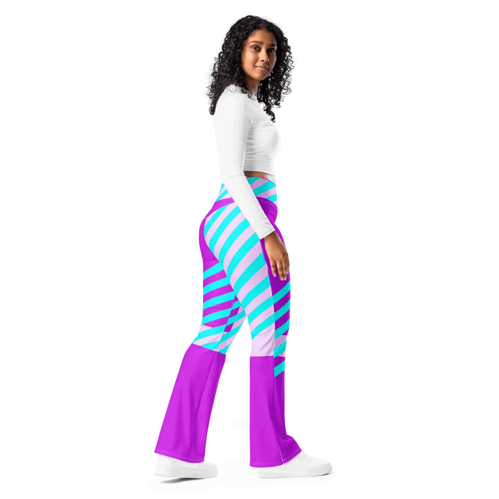 The Elowen Flare Leggings product image (1)