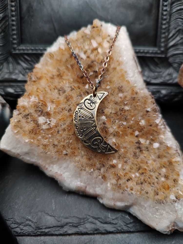 Moon Spirit - Crystal Moon product image (2)