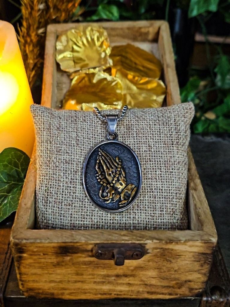 The Armored Kingdom: Hand of Grace Prayer Necklace - Gold product image (2)