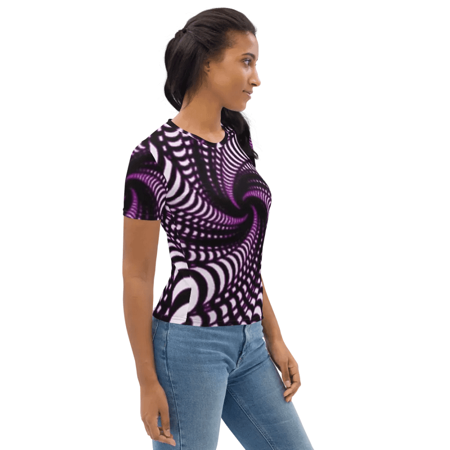Spiral Illusion Tee shirt product image (11)