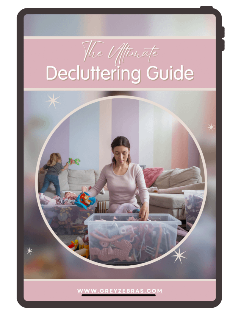 The Ultimate Decluttering Guide (PDF Download) product image (1)