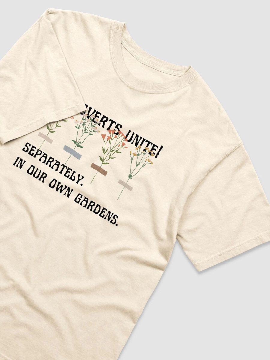 Hand-drawn funny sarcastic gardening introvert light T-shirt product image (4)