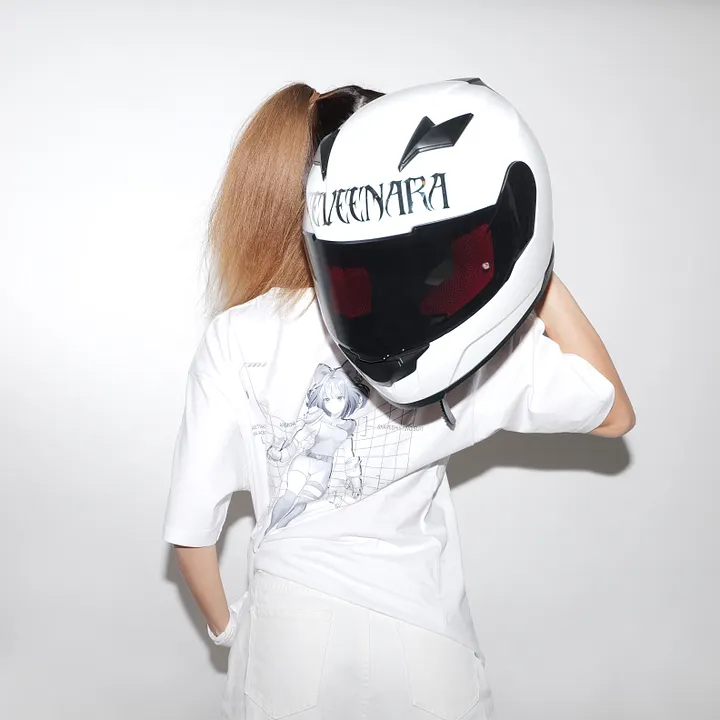 EEVEENARA TEE product image (2)