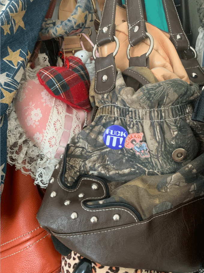 Father Koi Pin product image (2)