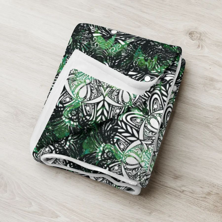 Foliage Fantasy Throw Blanket product image (7)